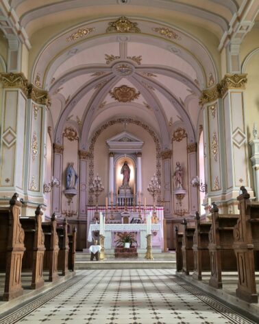 Beaucoup de ces églises datent des années 1500 et 1600.