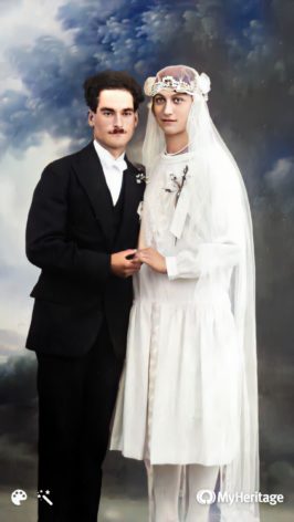Les grand-parents paternels de Véronique. Photo colorisée et sublimée par MyHeritage.