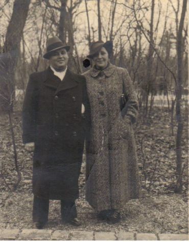 Mon grand-père maternel Simcha (Shlomo) Biger et ma grand-mère Erna (Esther) Biger (née Marcus).