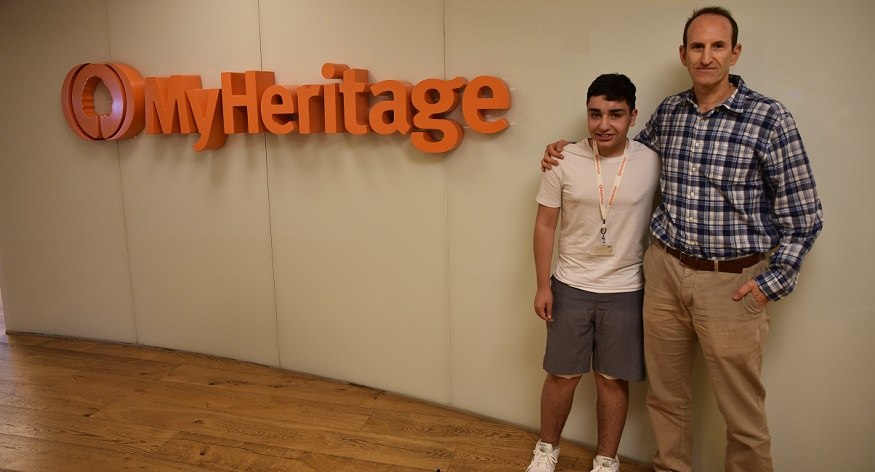 Un généalogiste en herbe de 13 ans en visite chez MyHeritage