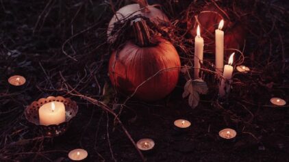 De Samhain au jour des Morts : La commemoration de nos ancêtres à travers le monde