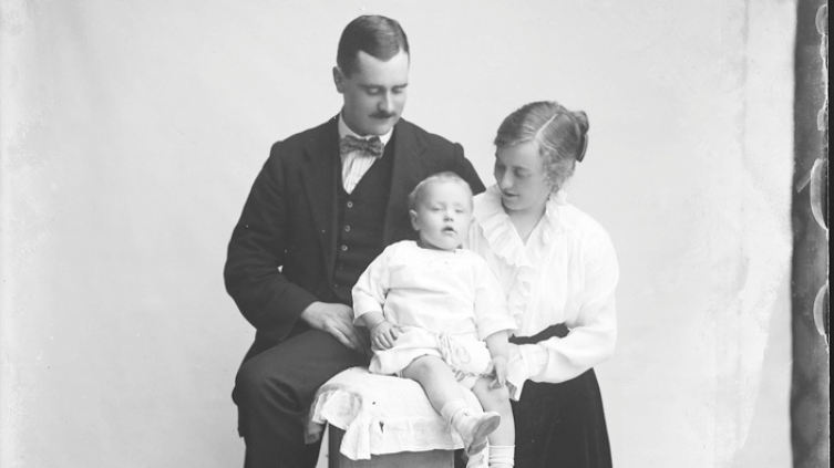 L’évolution des familles françaises : l’histoire des naissances hors mariage