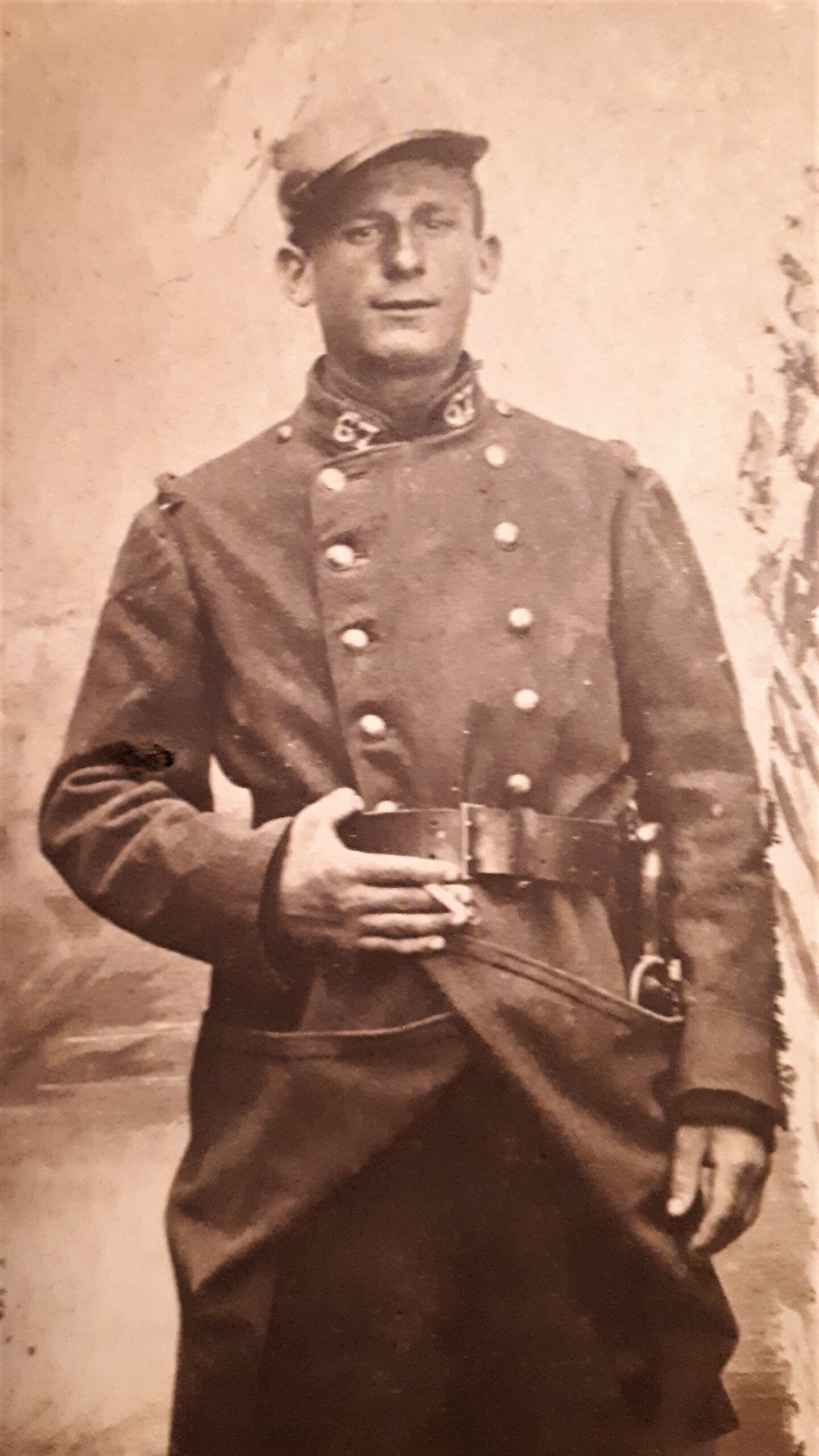 Marcel Bréant, le grand-oncle de Francis, tué près de Verdun en 1915. Photo colorisée et améliorée par MyHeritage.