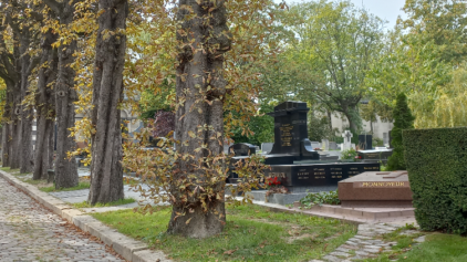 A l’Intérieur du Père Lachaise, le cimetière le plus connu au monde