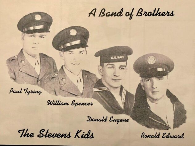 Les frères Stevens, Paul, William, Donald et Ronald